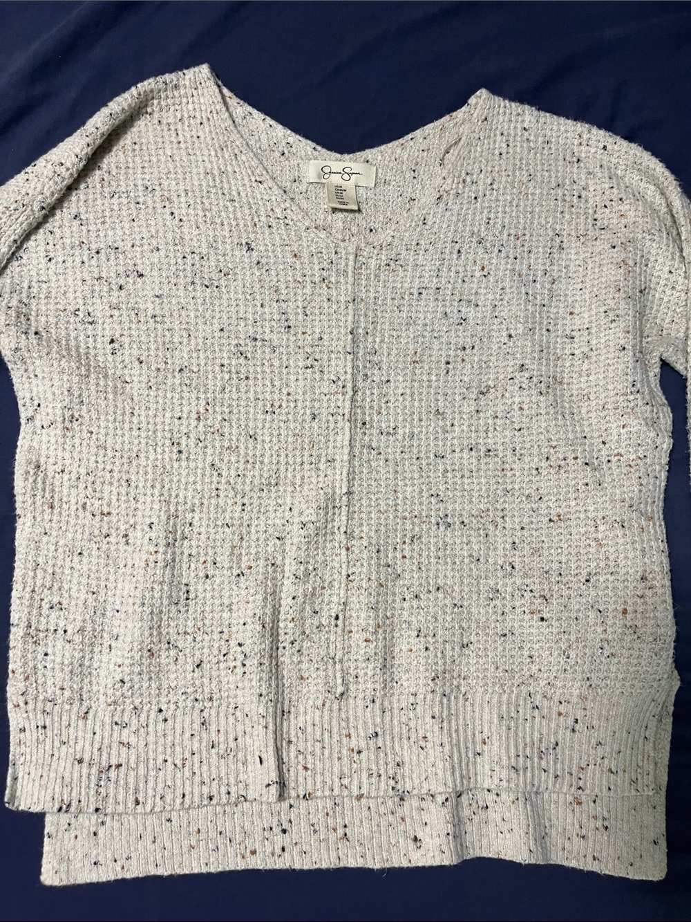 Jessica Simpson Oversized Cream Colored Speckled V-Neck Pullover